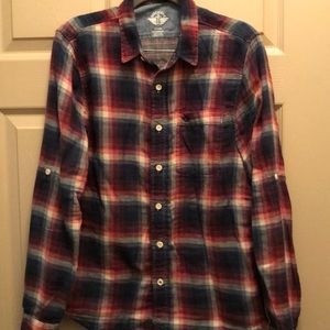 Men’s Dockers button down shirt, small